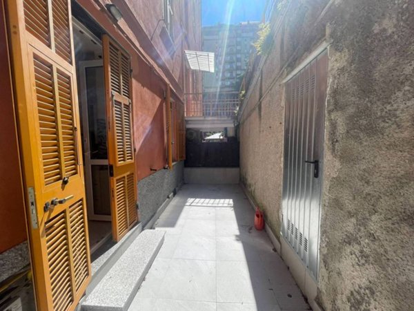 appartamento in vendita a Genova in zona Pegli