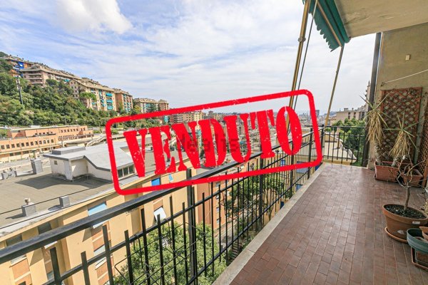 appartamento in vendita a Genova in zona Marassi
