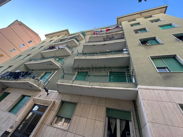 appartamento in vendita a Genova in zona Sampierdarena