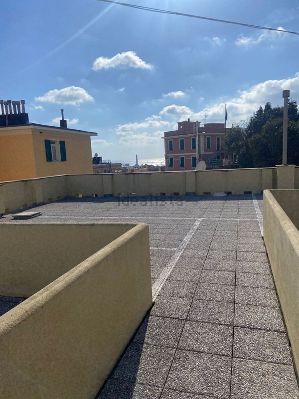 appartamento in vendita a Genova in zona Lagaccio / Granarolo