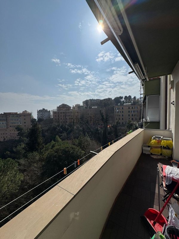 appartamento in vendita a Genova in zona Staglieno