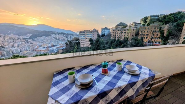 appartamento in vendita a Genova in zona Staglieno