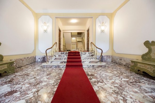 appartamento in vendita a Genova in zona Castelletto