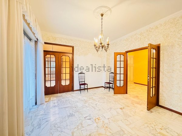 appartamento in vendita a Genova in zona Certosa