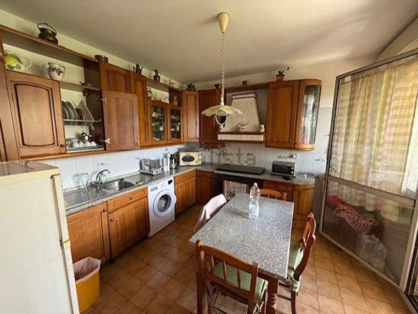 appartamento in vendita a Genova in zona Palmaro / Pra'