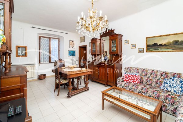 appartamento in vendita a Genova in zona Staglieno