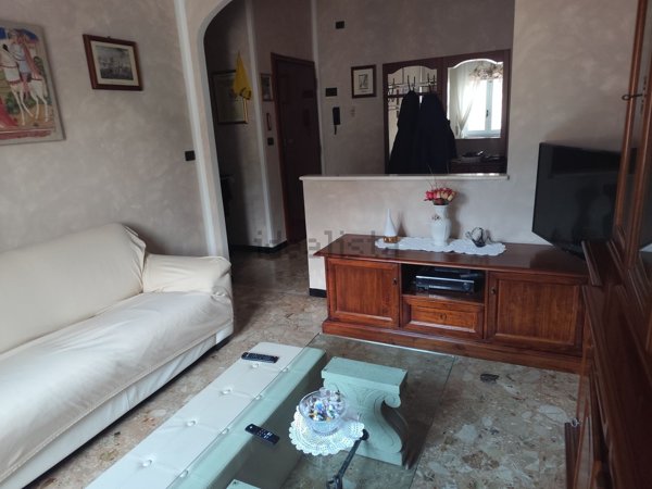 appartamento in vendita a Genova in zona Molassana