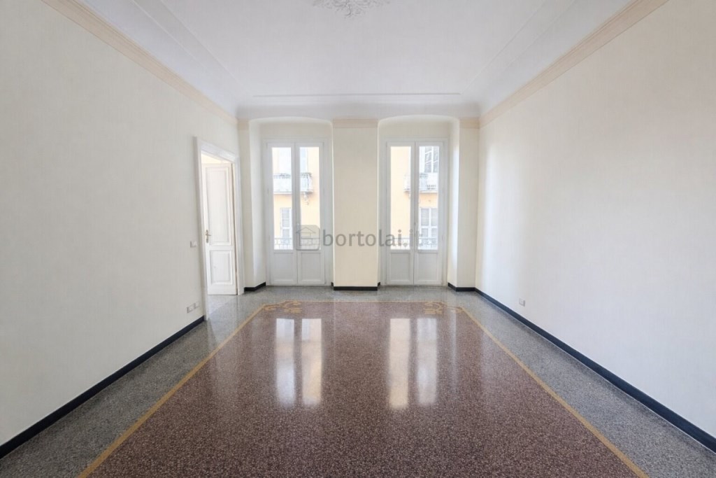 appartamento in vendita a Genova in zona Castelletto
