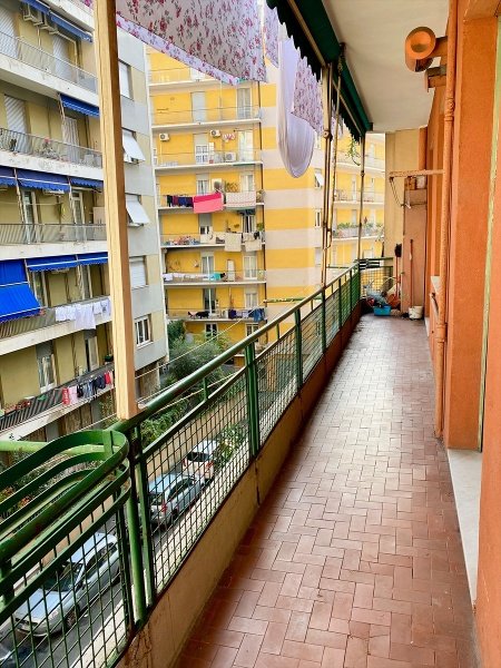 appartamento in vendita a Genova in zona Sampierdarena