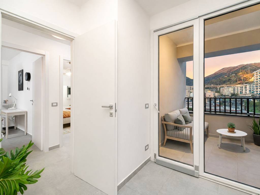 appartamento in vendita a Genova in zona Sestri Ponente