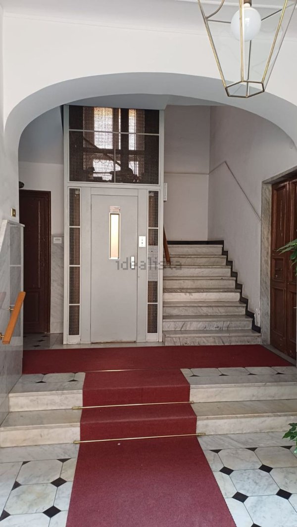 appartamento in vendita a Genova in zona Sestri Ponente