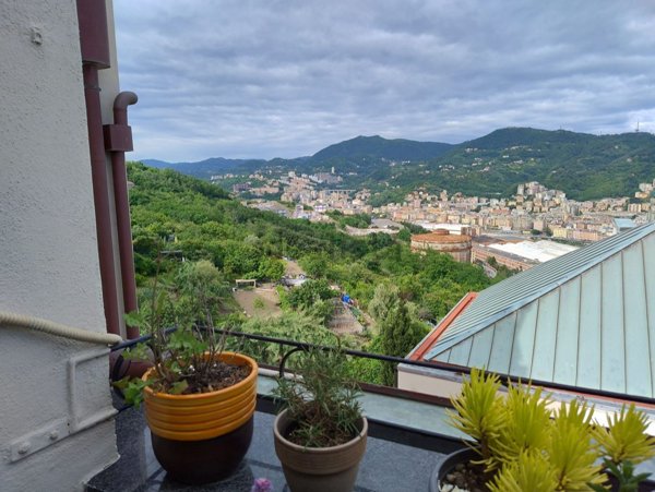 appartamento in vendita a Genova in zona Cornigliano
