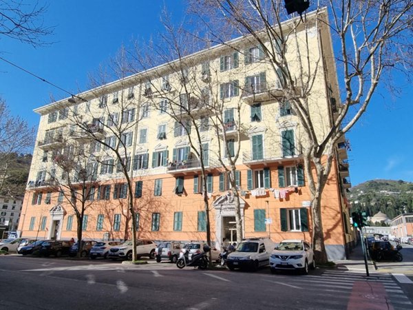 appartamento in vendita a Genova in zona Marassi