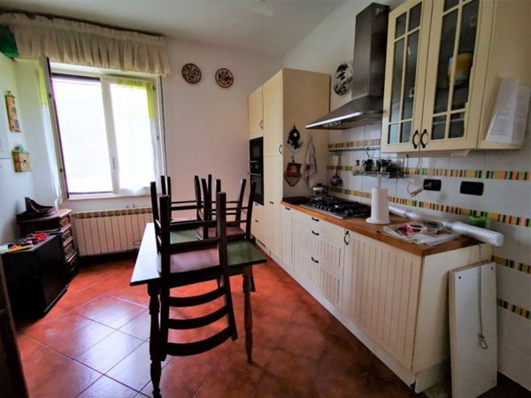 appartamento in vendita a Genova in zona Bolzaneto