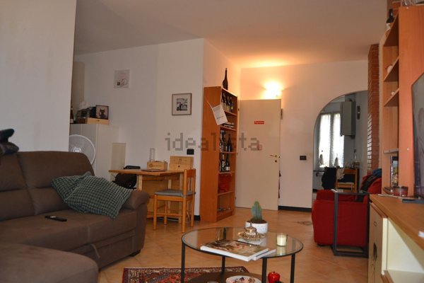 appartamento in vendita a Genova in zona Sottoripa / Maddalena / Molo