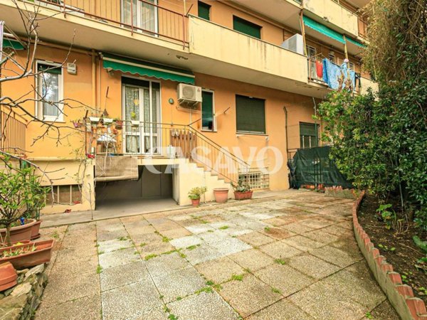 appartamento in vendita a Genova in zona Staglieno