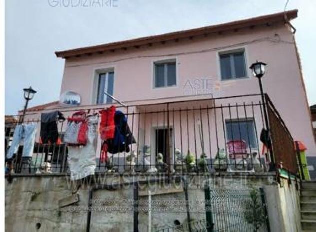 appartamento in vendita a Genova in zona Struppa