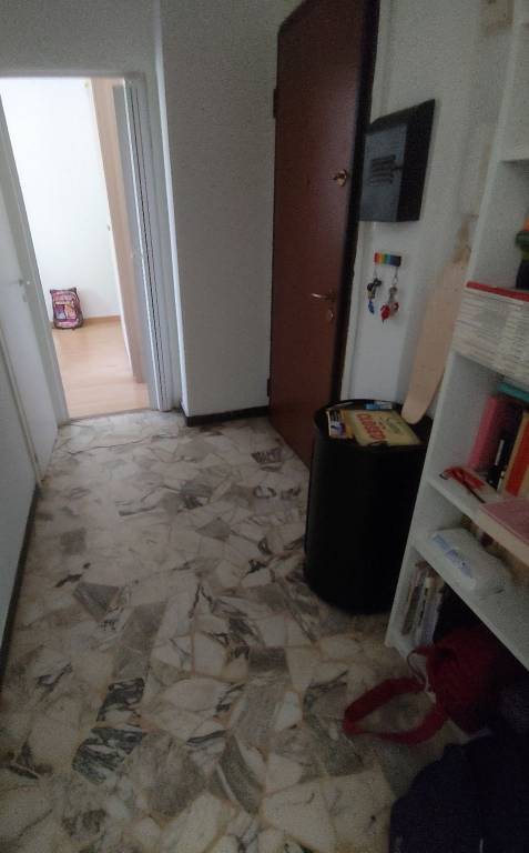 appartamento in vendita a Genova in zona Sestri Ponente