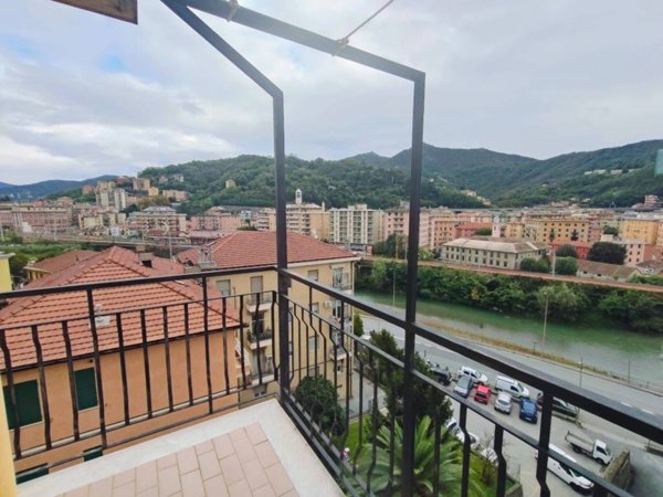 appartamento in vendita a Genova in zona Bolzaneto