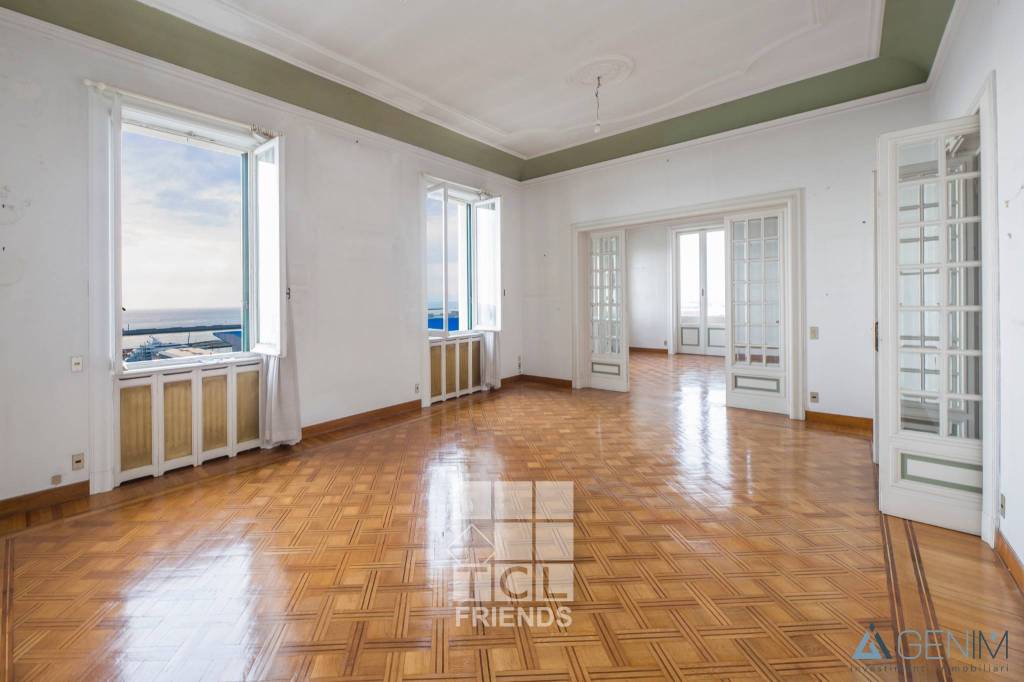 appartamento in vendita a Genova in zona Carignano