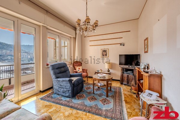 appartamento in vendita a Genova in zona Molassana