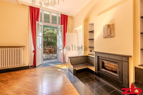 appartamento in vendita a Genova in zona San Vincenzo