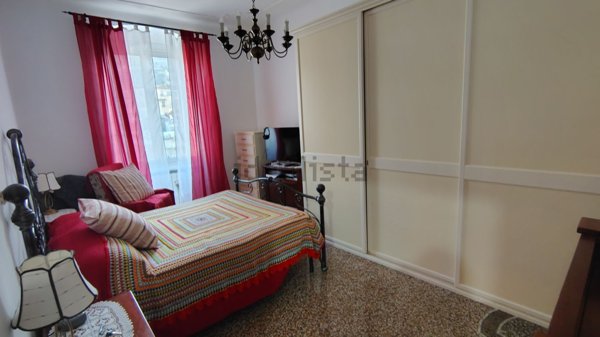 appartamento in vendita a Genova in zona Sestri Ponente