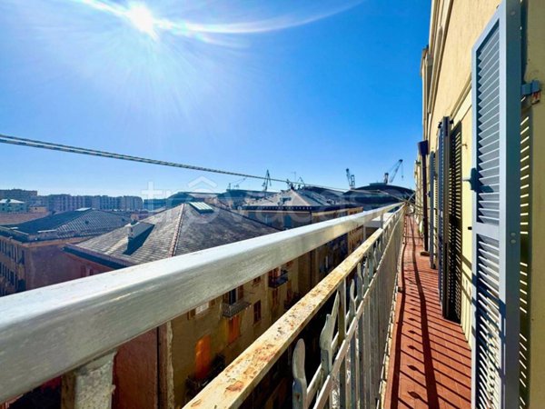 appartamento in vendita a Genova in zona Sestri Ponente