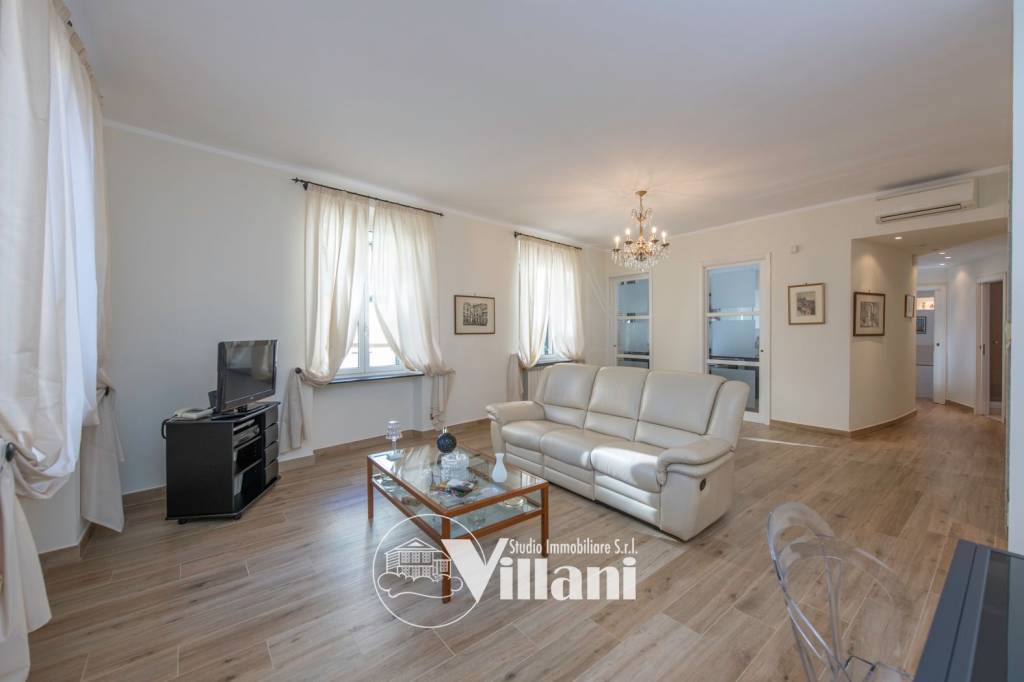 appartamento in vendita a Genova in zona Albaro