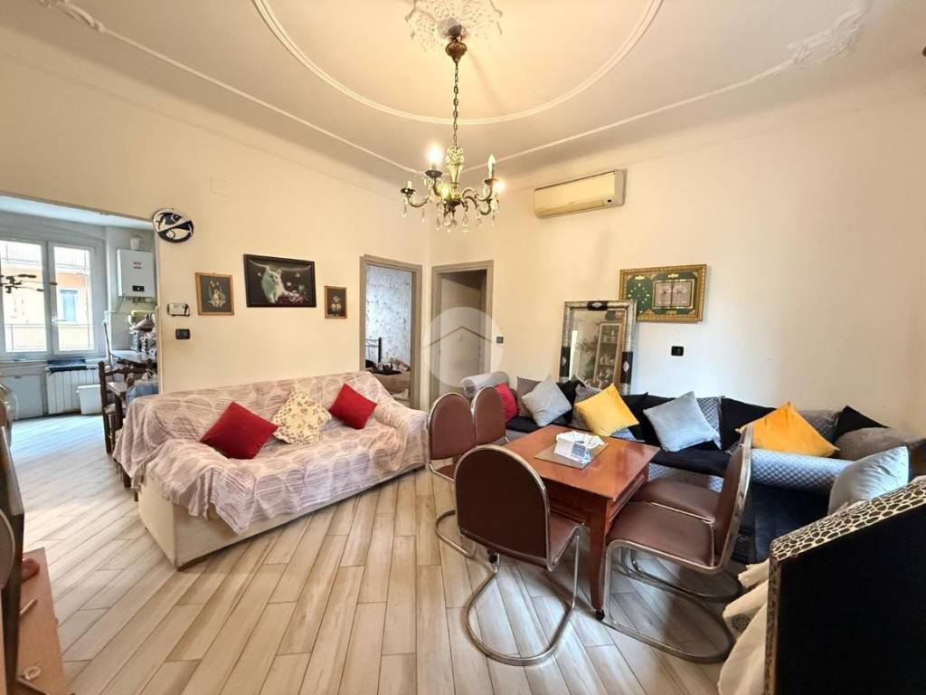 appartamento in vendita a Genova in zona Sampierdarena