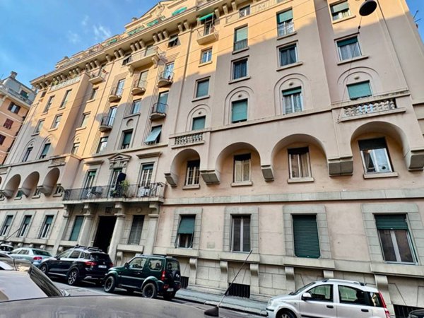 appartamento in vendita a Genova in zona Marassi