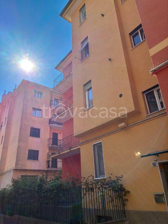 appartamento in vendita a Genova in zona Molassana