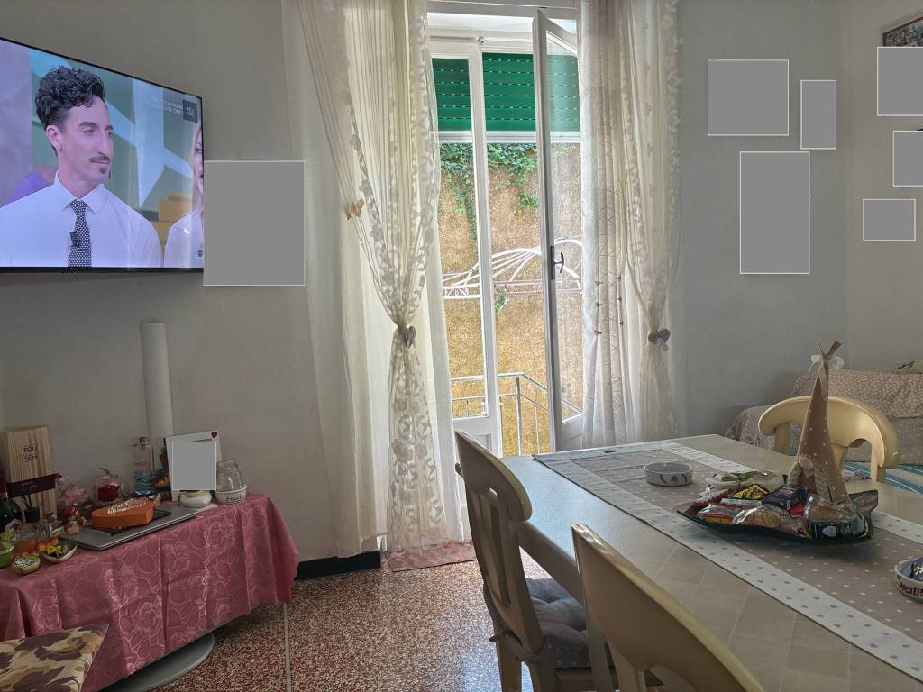 appartamento in vendita a Genova in zona Molassana