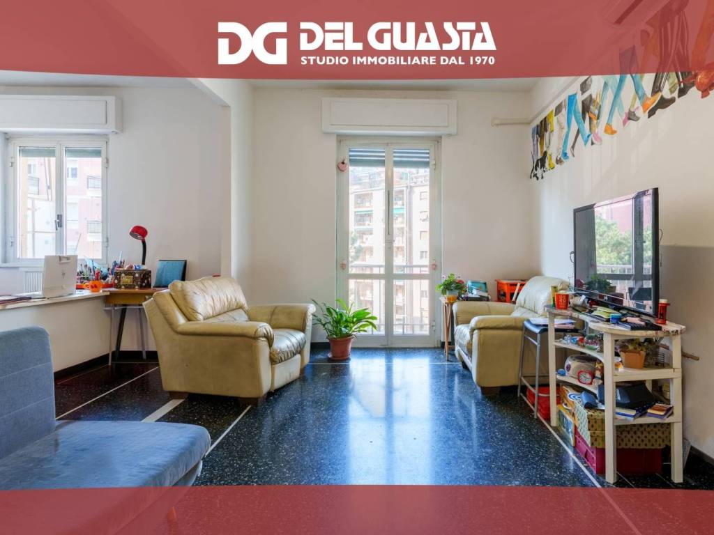 appartamento in vendita a Genova in zona Lagaccio / Granarolo