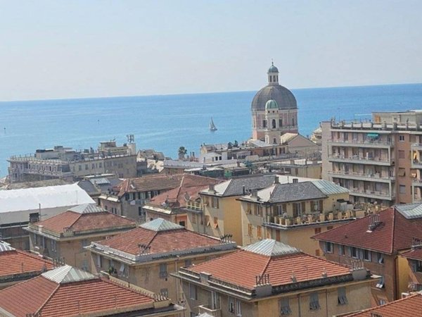 appartamento in vendita a Genova in zona Pegli