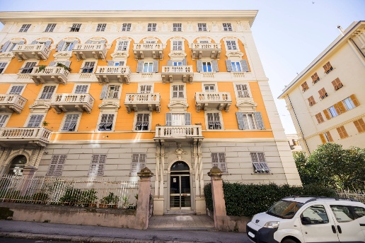appartamento in vendita a Genova in zona Castelletto