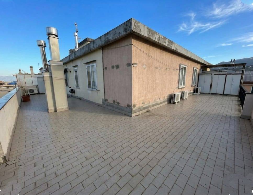 appartamento in vendita a Genova in zona Sampierdarena