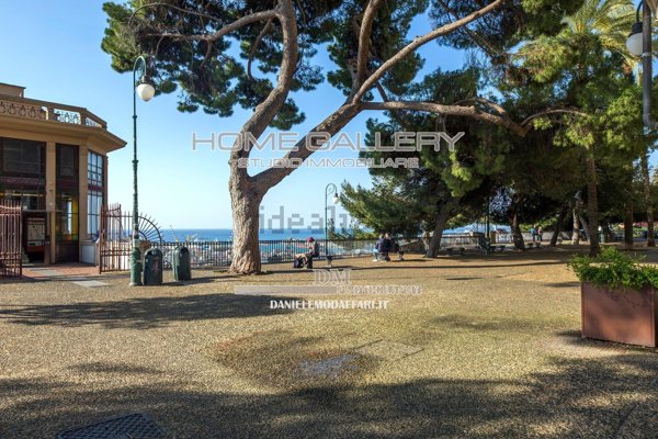 appartamento in vendita a Genova in zona Castelletto