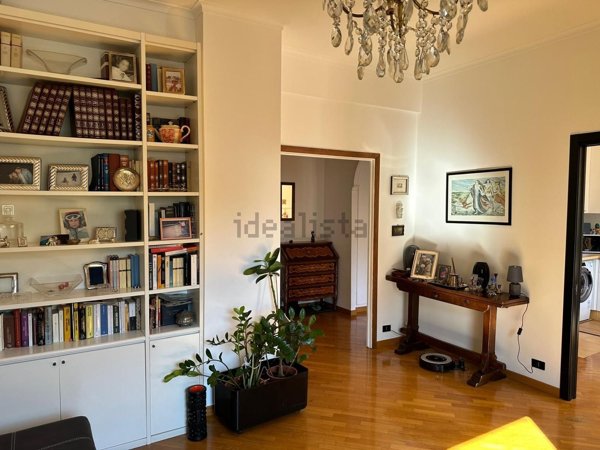 appartamento in vendita a Genova in zona Oregina