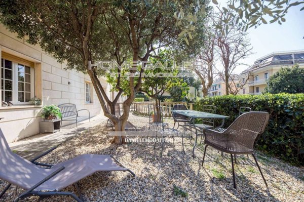 appartamento in vendita a Genova in zona Albaro