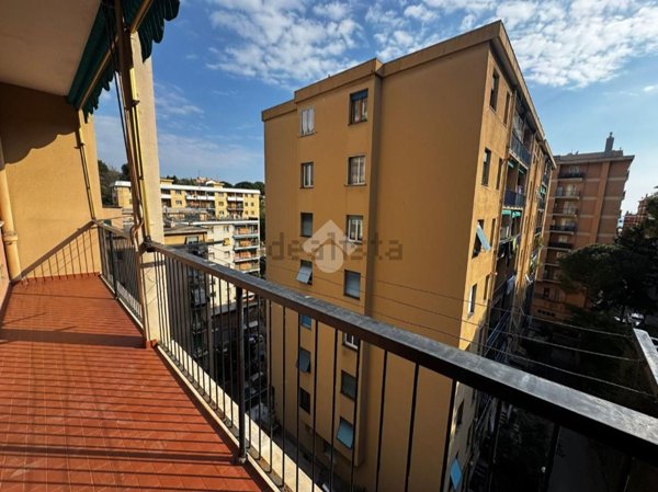 appartamento in vendita a Genova in zona Sampierdarena