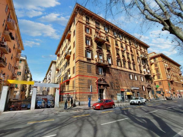 ufficio in vendita a Genova in zona Centro Storico