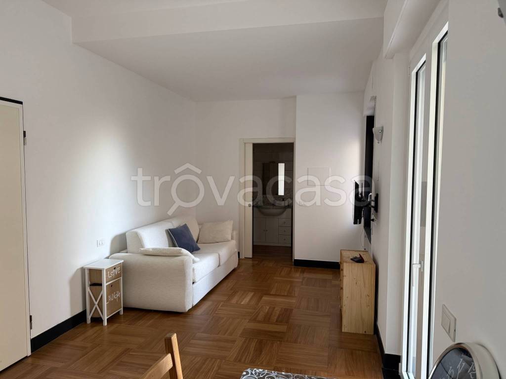 appartamento in vendita a Genova in zona Foce