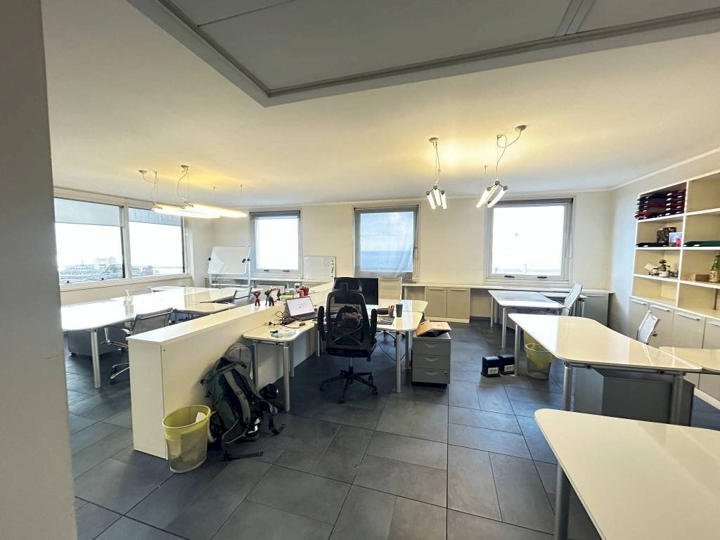 attico in vendita a Genova in zona San Benigno