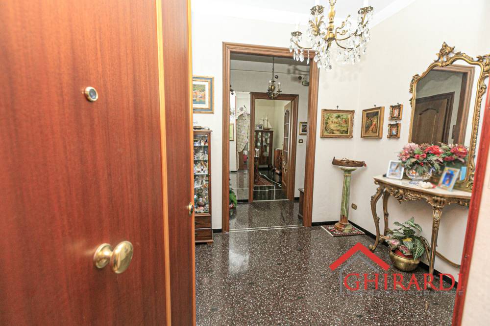 appartamento in vendita a Genova in zona Pegli