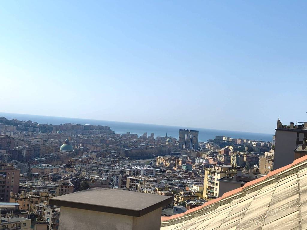 appartamento in vendita a Genova in zona Marassi