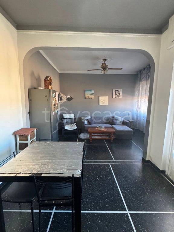 appartamento in vendita a Genova in zona Staglieno