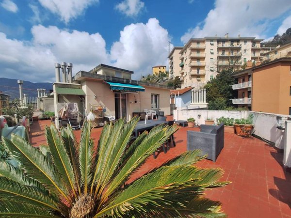 appartamento in vendita a Genova in zona Bolzaneto