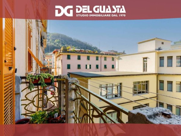 appartamento in vendita a Genova in zona Certosa
