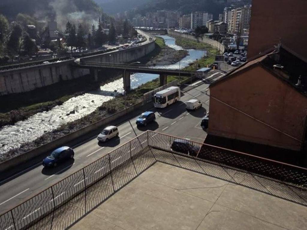 appartamento in vendita a Genova in zona Molassana